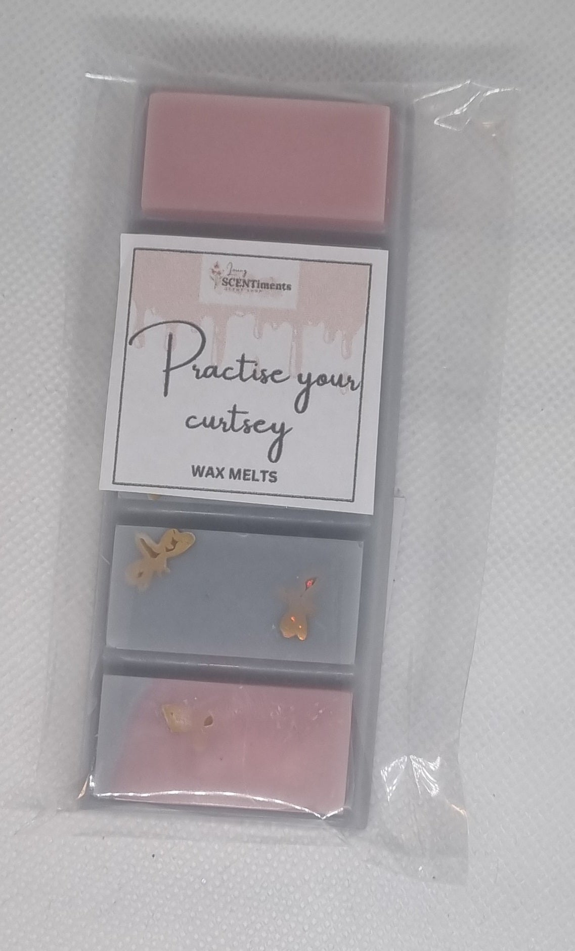 Fruity scent snap bar wax melts