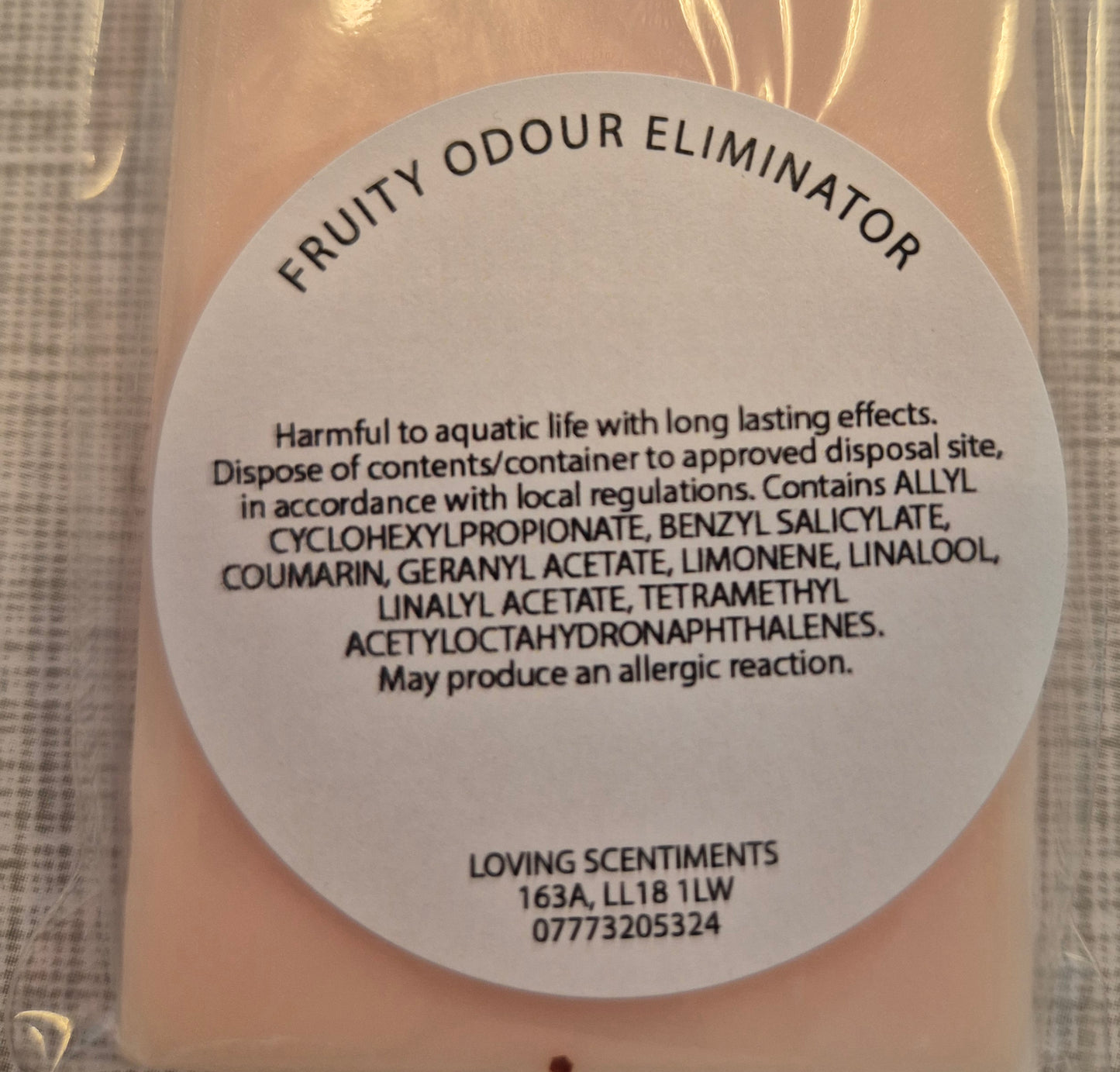 Odour eliminating wax melts