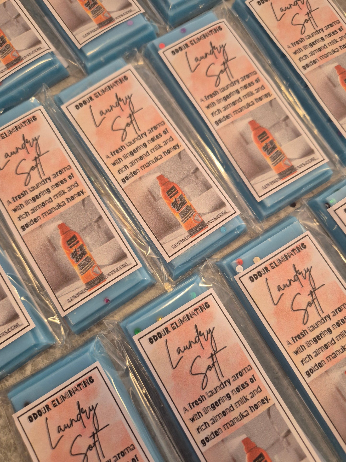 Odour eliminating wax melts